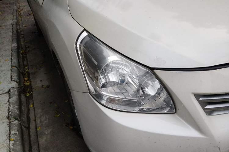 Used Toyota Verso 2011 180E CVT Elite Edition Right Front Headlight