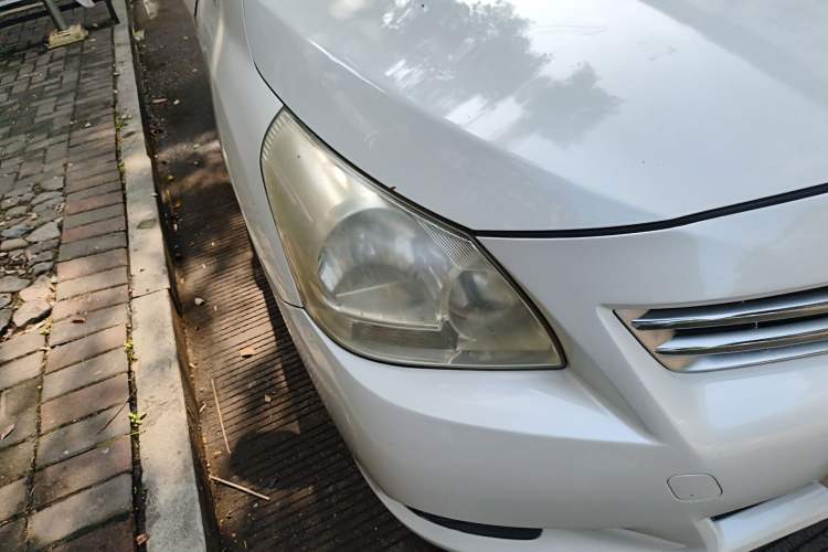 Used Toyota Verso 2011 180E CVT Elite Edition Right Front Headlight