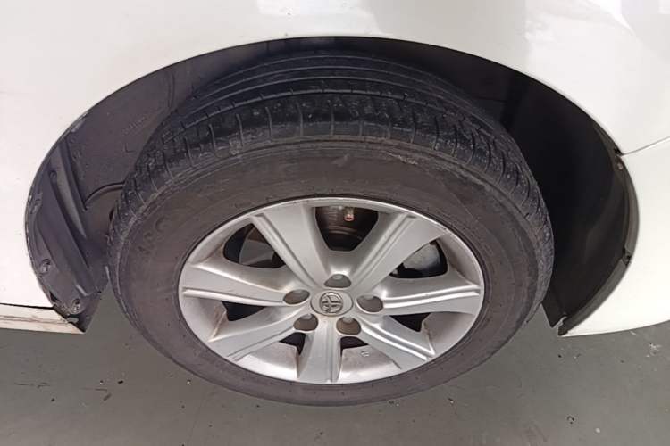 Used Toyota Verso 2011 180G CVT Luxury Multi-Function Version Right Front Wheel Hub