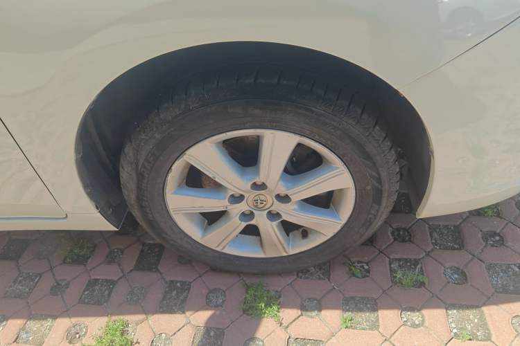Used Toyota Verso 2011 180G CVT Luxury Edition Right Front Wheel Hub