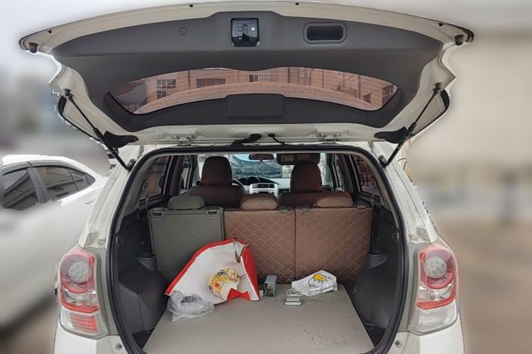 Used Toyota Verso 2011 180E CVT Elite Edition Trunk