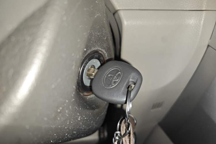 Used Toyota Verso 2011 180E CVT Elite Edition Vehicle Key