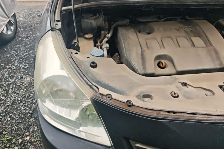 Used Toyota Verso 2012 180E CVT Elite Multi-Function Version Engine Bay Right