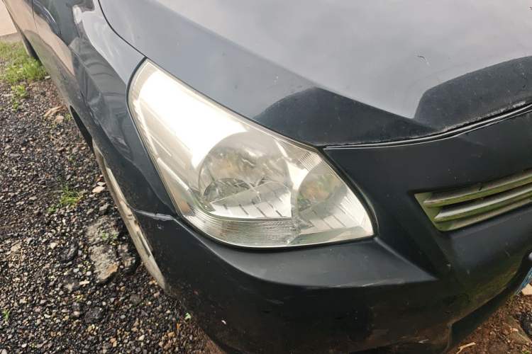 Used Toyota Verso 2012 180E CVT Elite Multi-Function Version Right Front Headlight