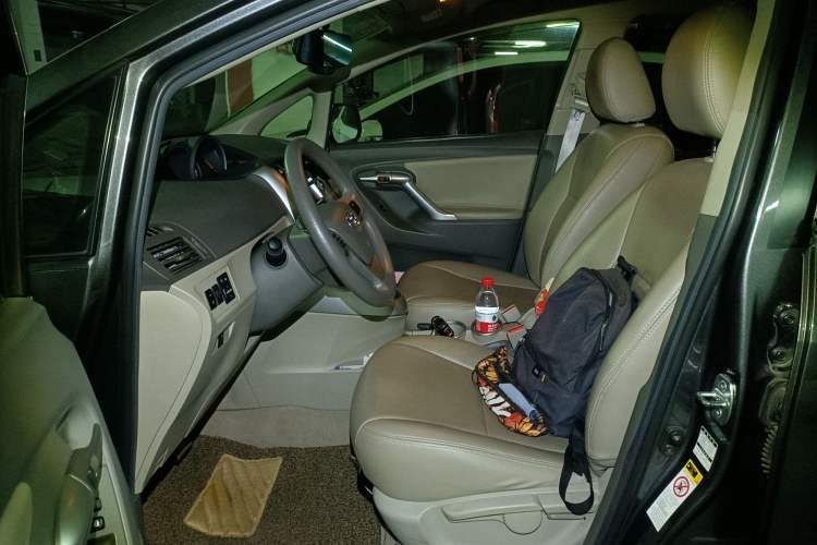 Used Toyota Verso 2012 180E CVT Elite Multi-Function Version Left Front Seat