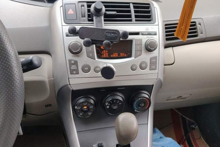 Used Toyota Verso 2012 180E CVT Elite Multi-Function Version Audio And AC Panel