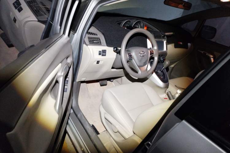 Used Toyota Verso 2012 180E CVT Elite Multi-Function Version Driver Seat