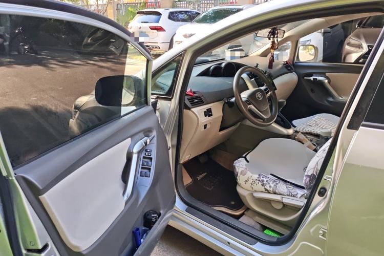 Used Toyota Verso 2012 180E CVT Elite Multi-Function Version Driver Seat