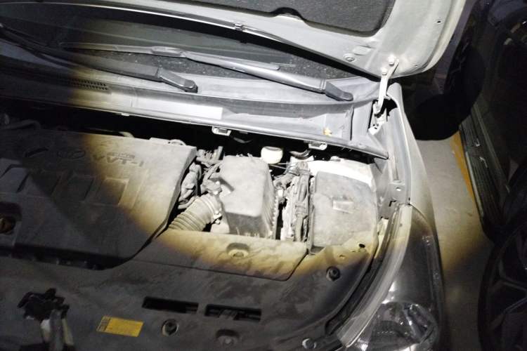 Used Toyota Verso 2012 180E CVT Elite Multi-Function Version Engine Bay Left