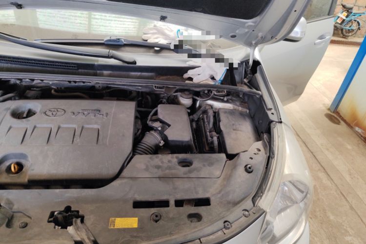 Used Toyota Verso 2012 180V CVT Supreme Edition Engine Bay Left