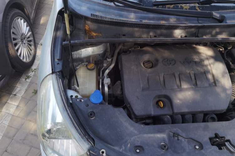 Used Toyota Verso 2012 180E CVT Elite Multi-Function Version Engine Bay Right