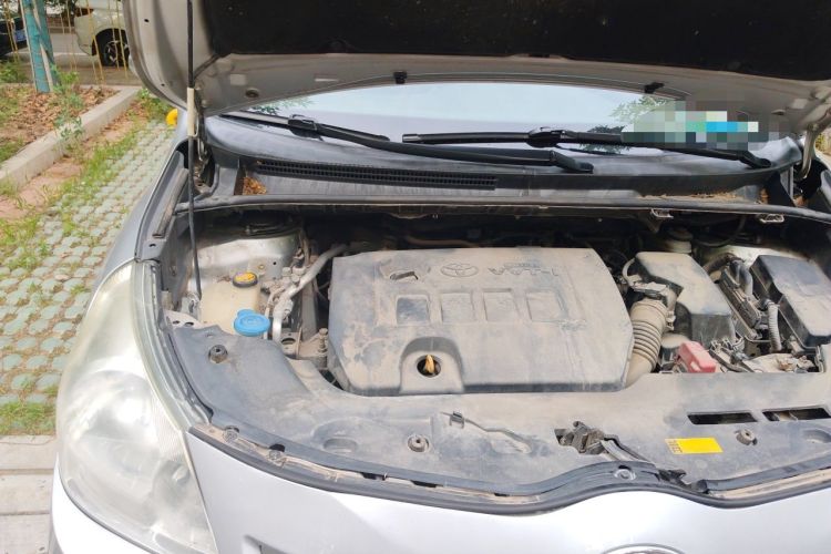 Used Toyota Verso 2012 180E Manual Elite Edition Engine Bay Right