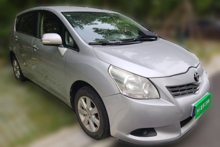 Used Toyota Verso 2012 180E Manual Elite Edition Front Right 45 Deg