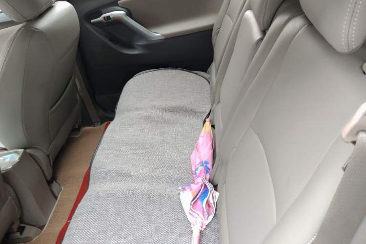 Used Toyota Verso 2012 180E CVT Elite Multi-Function Version Left Rear Seat