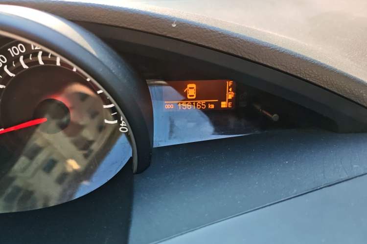 Used Toyota Verso 2012 180E CVT Elite Multi-Function Version Odometer Close Up