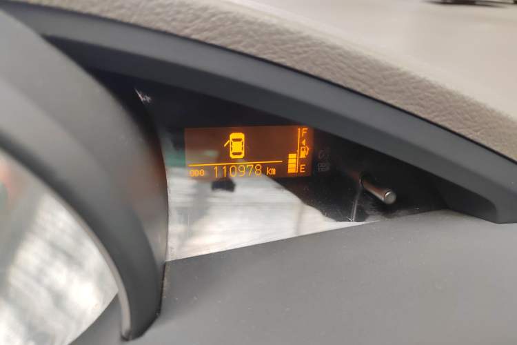 Used Toyota Verso 2012 180V CVT Supreme Edition Odometer Close Up