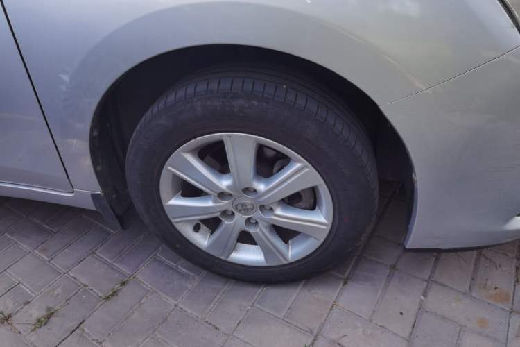 Used Toyota Verso 2012 180E CVT Elite Multi-Function Version Right Front Wheel Hub