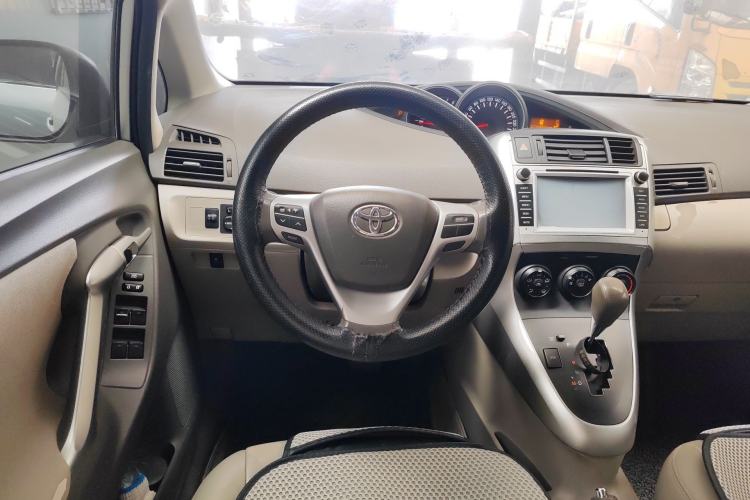 Used Toyota Verso 2012 180V CVT Supreme Edition Steering Wheel