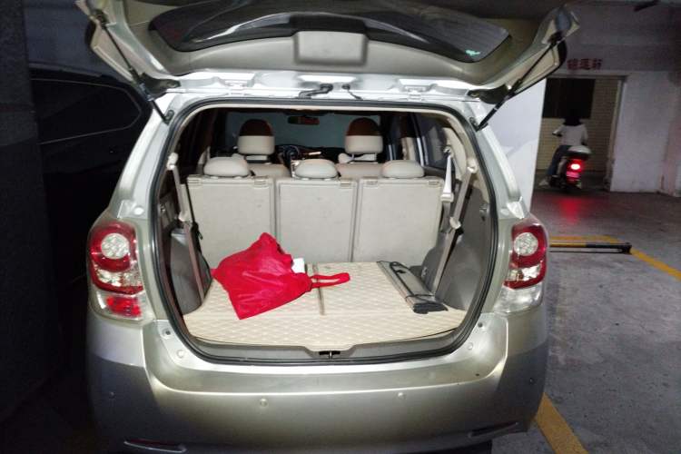 Used Toyota Verso 2012 180E CVT Elite Multi-Function Version Trunk