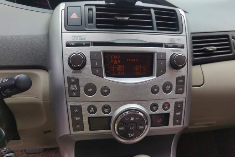 Used Toyota Verso 2012 180G CVT Comfortable Multi-Function Version Audio And AC Panel