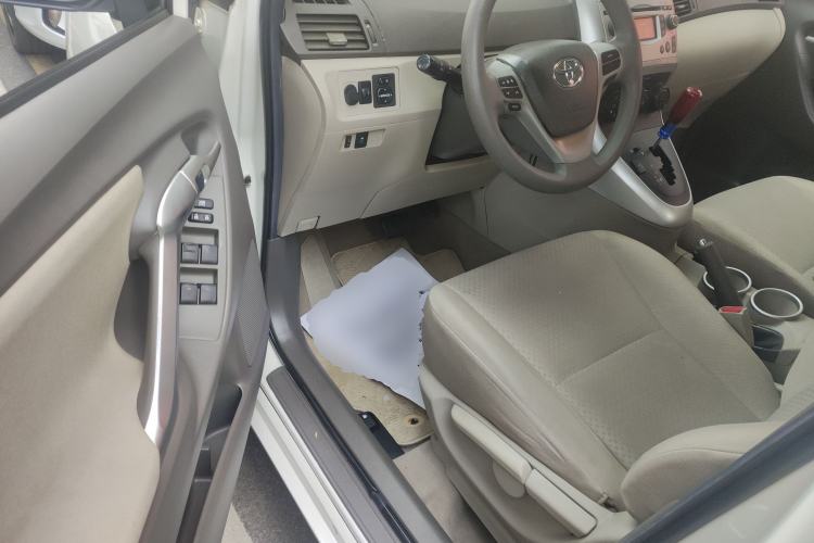 Used Toyota Verso 2012 180E CVT Elite Multi-Function Version Driver Seat