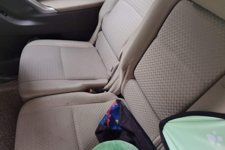 Used Toyota Verso 2012 180G CVT Comfortable Multi-Function Version Left Rear Seat
