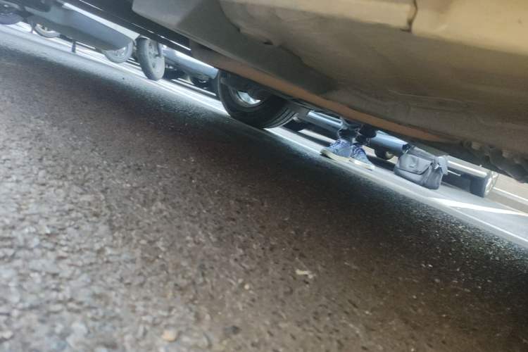 Used Toyota Verso 2012 180E CVT Elite Multi-Function Version Right Side Sill