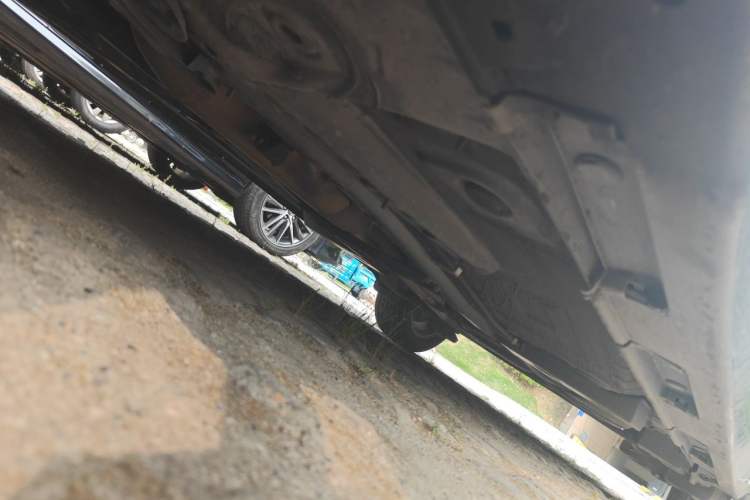 Used Toyota Verso 2014 Starlight 180E CVT Elite Edition Chassis Front Left