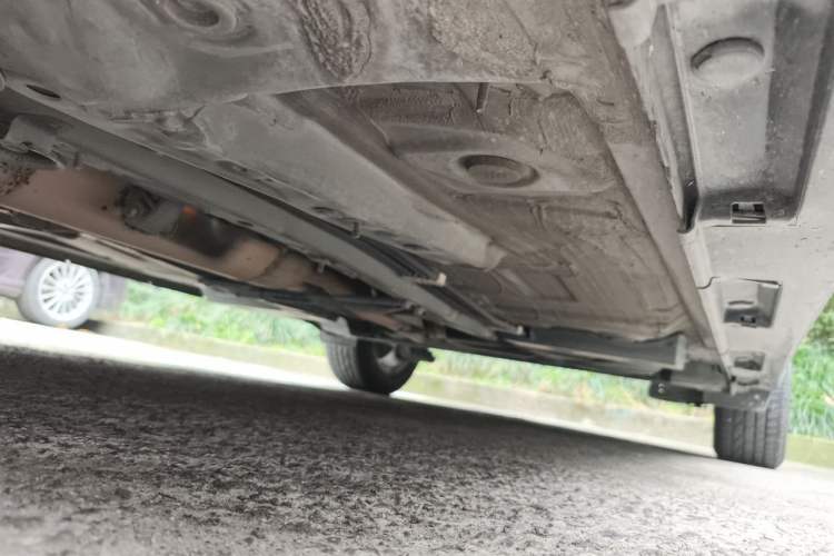 Used Toyota Verso 2014 Starlight 180E CVT Elite Edition Chassis Front Left