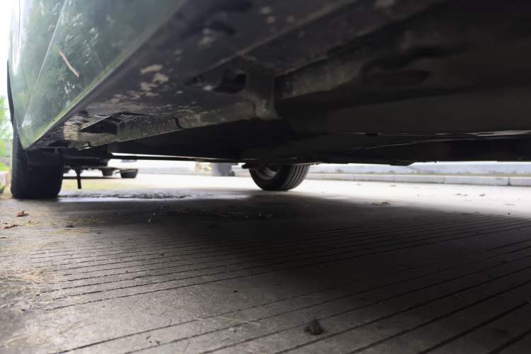 Used Toyota Verso 2014 Starlight 180E CVT Elite Edition Chassis Front Right