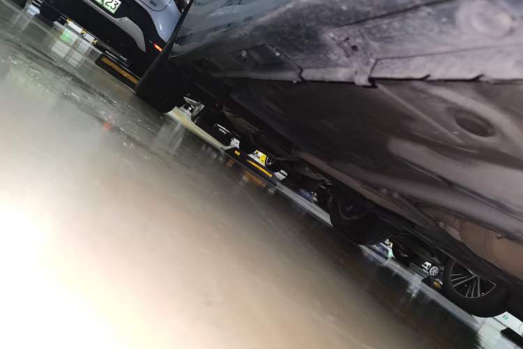 Used Toyota Verso 2014 Starlight 180E CVT Elite Edition Chassis Front Right