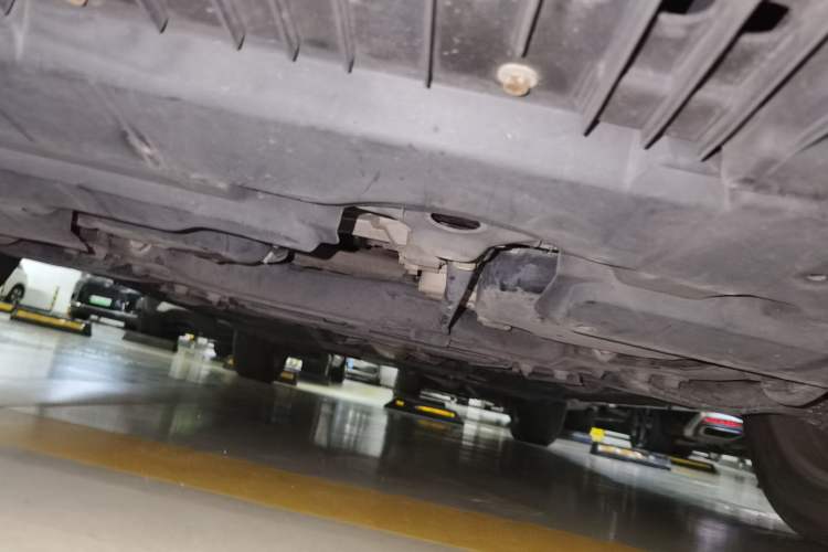 Used Toyota Verso 2014 Starlight 180E CVT Elite Edition Chassis Front