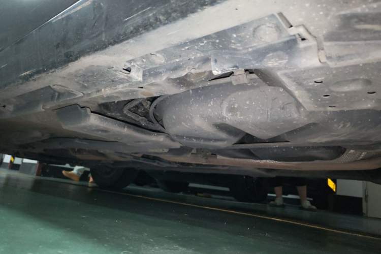 Used Toyota Verso 2014 Starlight 180E CVT Elite Multi-Function Edition Chassis Rear Left