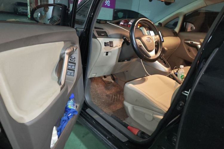 Used Toyota Verso 2014 Starlight 180E CVT Elite Multi-Function Edition Driver Seat