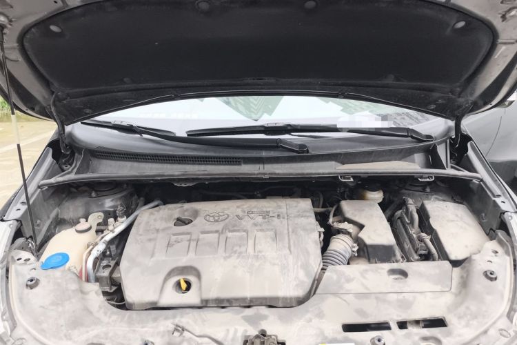 Used Toyota Verso 2014 Starlight 180E CVT Elite Edition Engine Bay