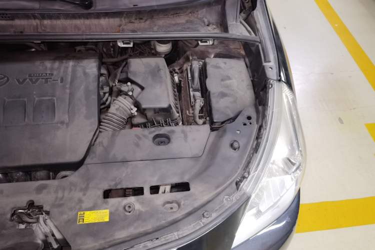 Used Toyota Verso 2014 Starlight 180E CVT Elite Edition Engine Bay Left