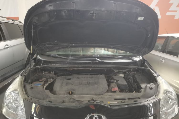 Used Toyota Verso 2014 Starlight 180E CVT Elite Edition Engine Bay