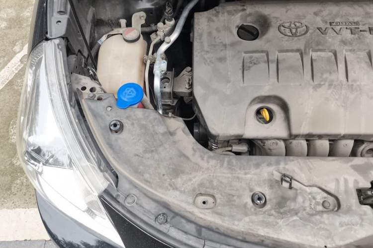 Used Toyota Verso 2014 Starlight 180E CVT Elite Edition Engine Bay Right
