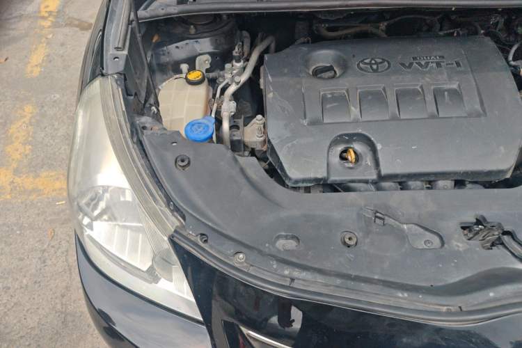 Used Toyota Verso 2014 Starlight 180E CVT Elite Edition Engine Bay Right