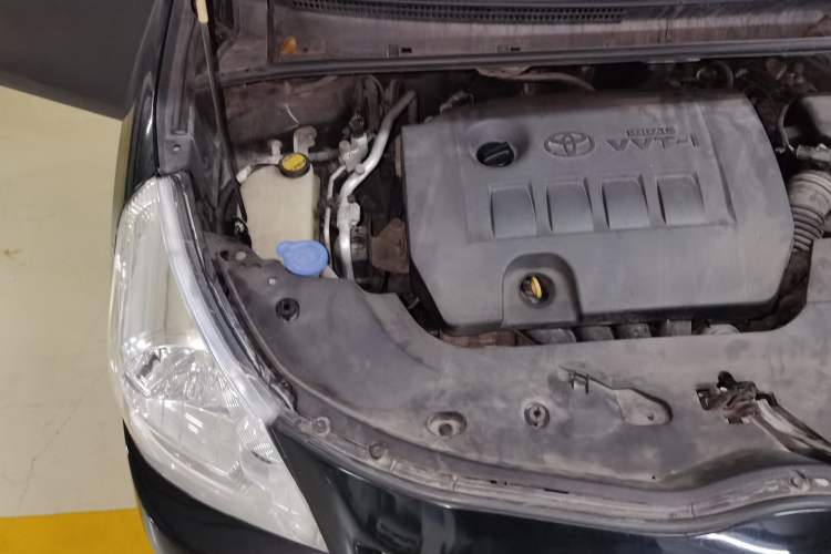 Used Toyota Verso 2014 Starlight 180E CVT Elite Edition Engine Bay Right