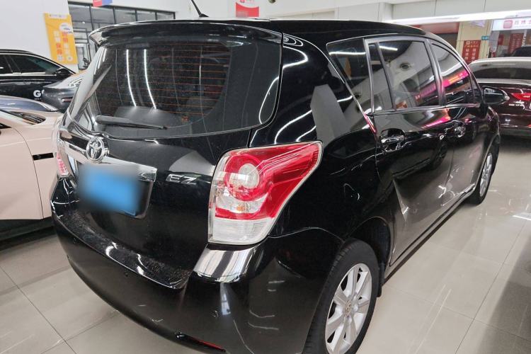 Used Toyota Verso 2014 Starlight 180E CVT Elite Edition Exterior 3