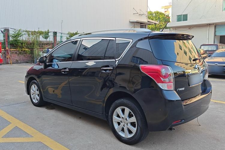 Used Toyota Verso 2014 Starlight 180E CVT Elite Edition Exterior 5
