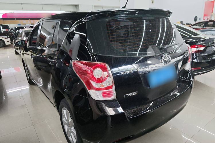 Used Toyota Verso 2014 Starlight 180E CVT Elite Edition Exterior 5