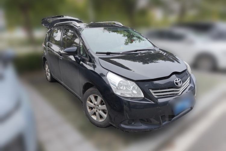 Used Toyota Verso 2014 Starlight 180E CVT Elite Edition Front Right 45 Deg