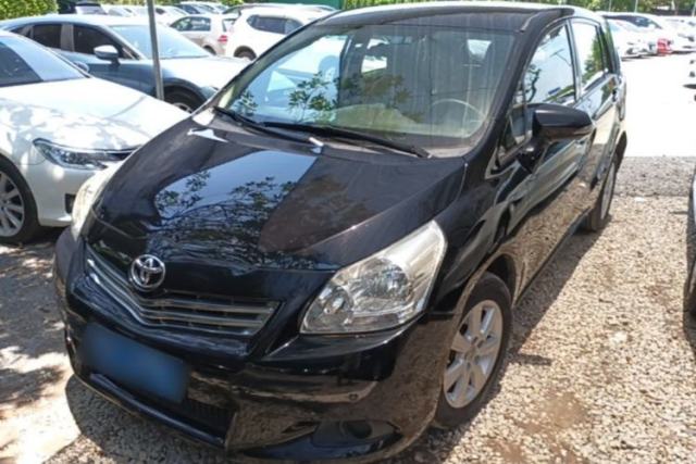 Used Toyota Verso 2014 Starlight 180E CVT Elite Multi-Function Edition
