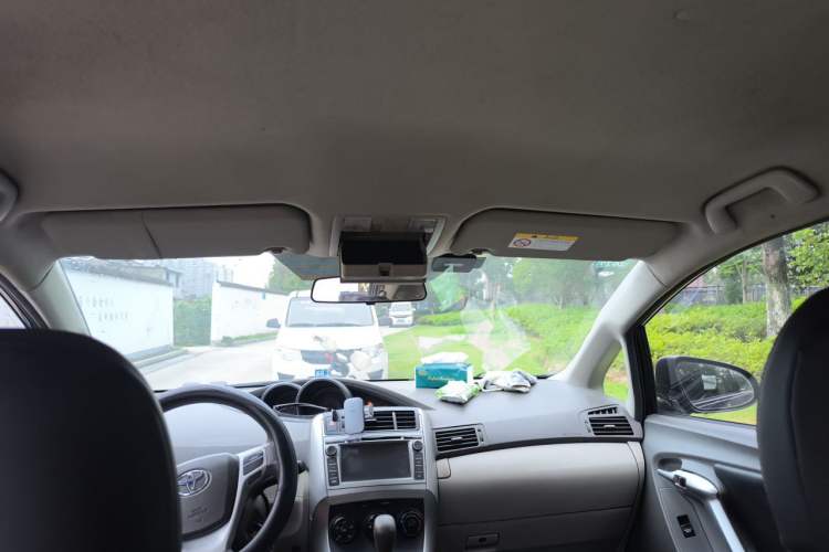 Used Toyota Verso 2014 Starlight 180E CVT Elite Edition Headliner
