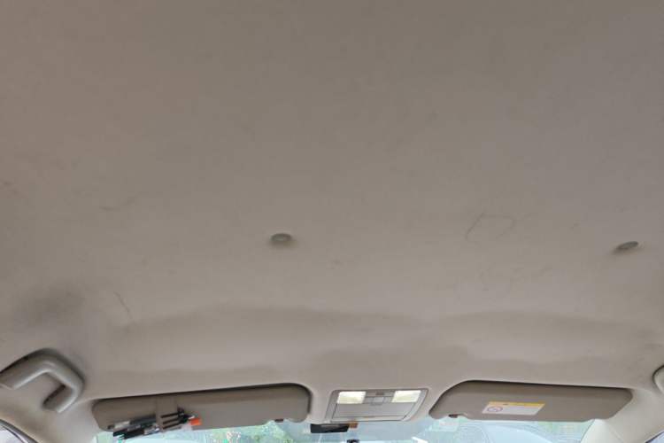Used Toyota Verso 2014 Starlight 180E CVT Elite Edition Headliner