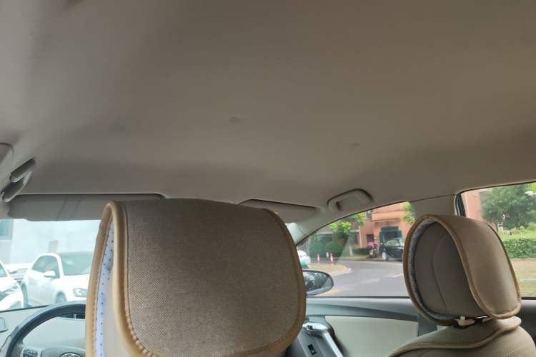 Used Toyota Verso 2014 Starlight 180E CVT Elite Edition Headliner