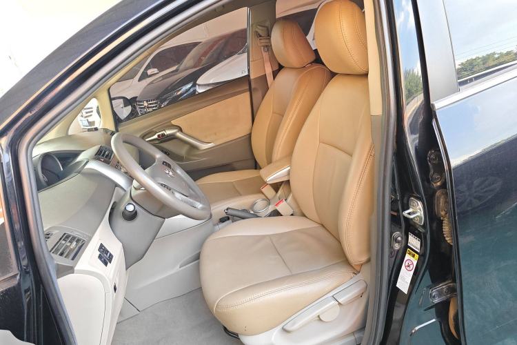 Used Toyota Verso 2014 Starlight 180E CVT Elite Edition Left Front Seat