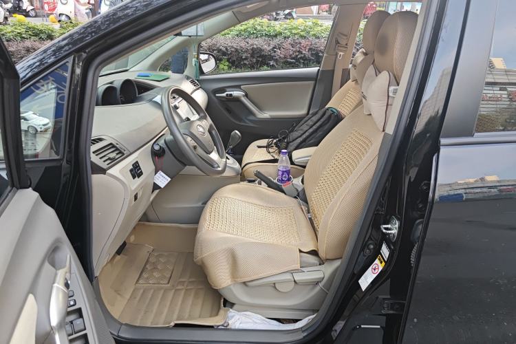 Used Toyota Verso 2014 Starlight 180E CVT Elite Edition Left Front Seat